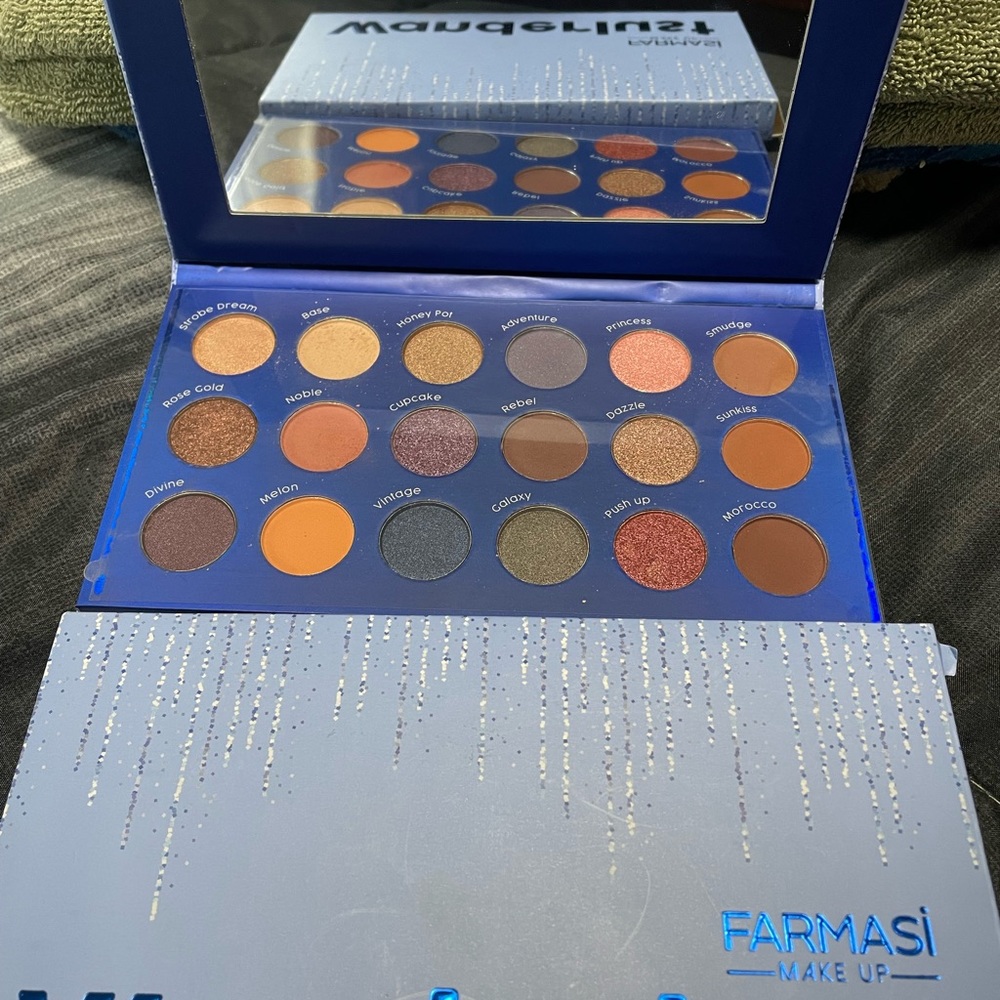 Farmasi eyeshadow!!!